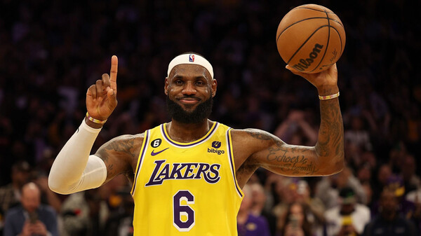 LeBron James se queda con el récord de anotaciones de la NBA | Deportes | 5Días
