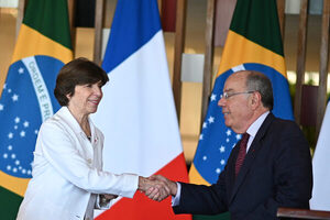 Francia ratifica su total apoyo a las nuevas políticas ambientales de Brasil - MarketData