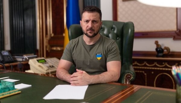 Zelensky habló ante el parlamento británico y pidió aviones para resistir la invasión rusa