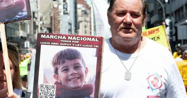 La Nación / “El dolor no se va a ir nunca”, expresó el abuelo del pequeño Lucio Dupuy