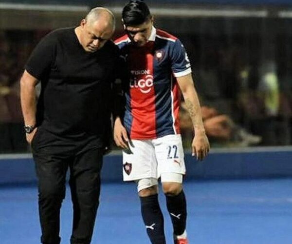“Ahora los jugadores están enamorados de Arce, ‘mi amor te fallé, pero te amo'”