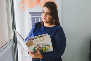 Kits del MEC son insuficientes y obsoletos según experta en educación - Informatepy.com
