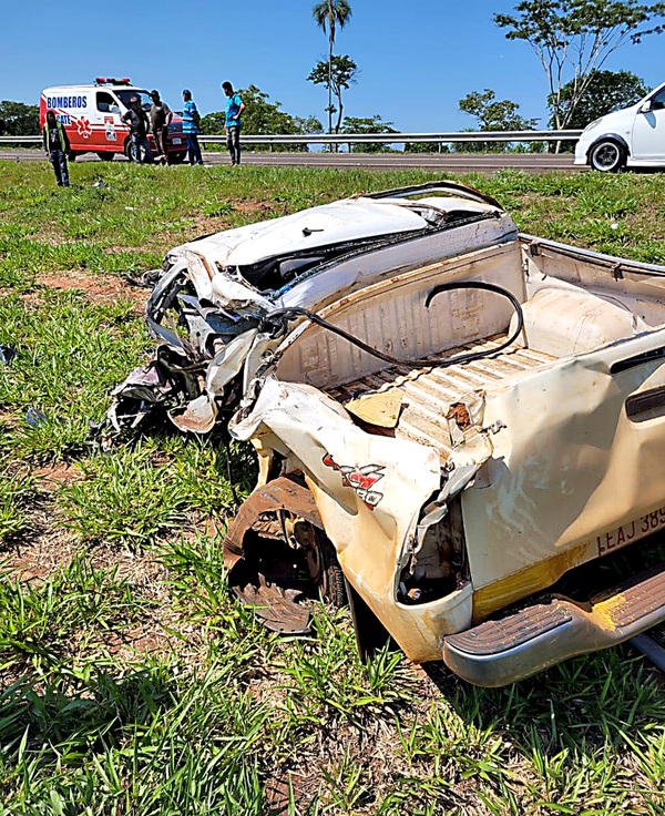 Accidente rutero que involucra a comitiva fiscal deja un muerto y tres heridos graves - La Clave