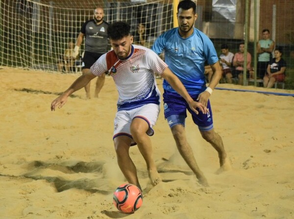 En plena disputa la etapa 4 de la Superliga de Fútbol Playa - APF
