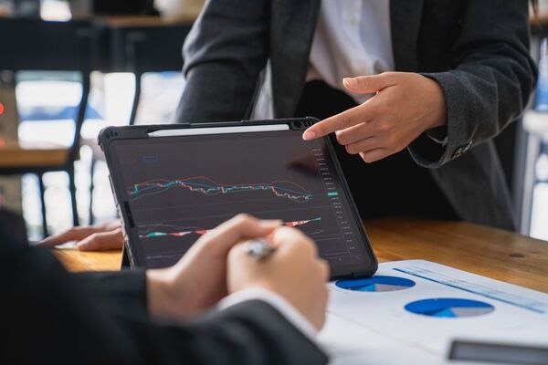 Títulos del Grupo Cartes seguirán operando normalmente en la Bolsa, tras análisis de la CNV - MarketData