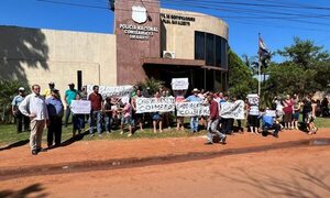 Pobladores de San Alberto se movilizan contra comisario