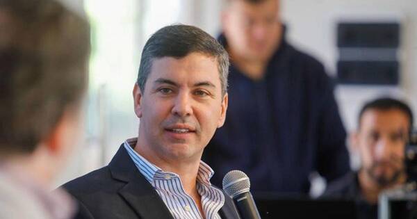 La Nación / “Cambiemos Paraguay”: Santi Peña se acerca a la ciudadanía para dialogar