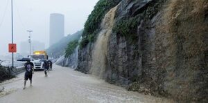 Dos muertos, inundaciones y yacarés en las calles: las fuertes lluvias anegaron Río de Janeiro