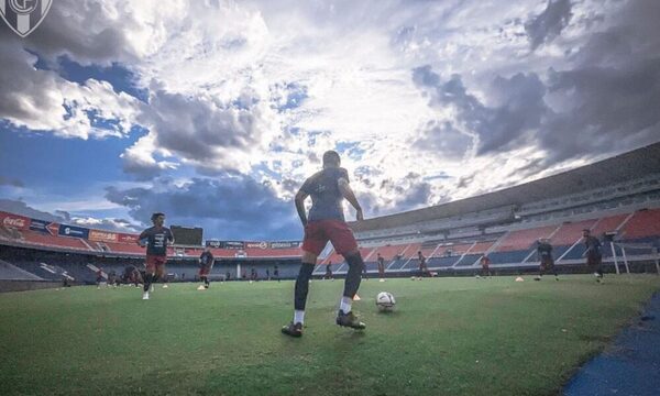 Alberto Valentim, nuevo candidato de entrenador para Cerro Porteño.