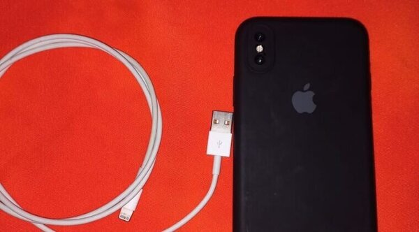 Incautan celular de “Cucho” Cabañas en Emboscada - Radio Imperio