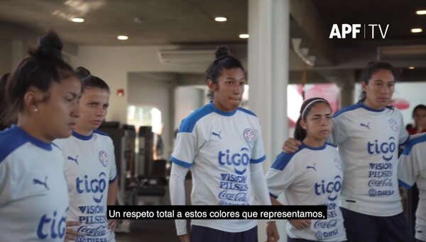 Versus / La Albirroja Femenina quiere "dejar un legado grande para el pueblo paraguayo"
