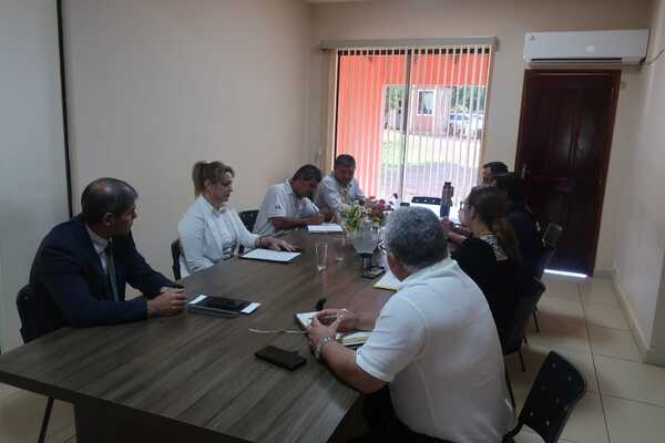 REALIDAD DE NIÑOS INDÍGENAS EN SITUACIÓN DE CALLE SE TRATÓ EN REUNIÓN CUMPLIDA EN EL NORDESTE DEPARTAMENTAL - Itapúa Noticias