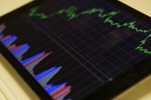 Economía Normativa - MarketData