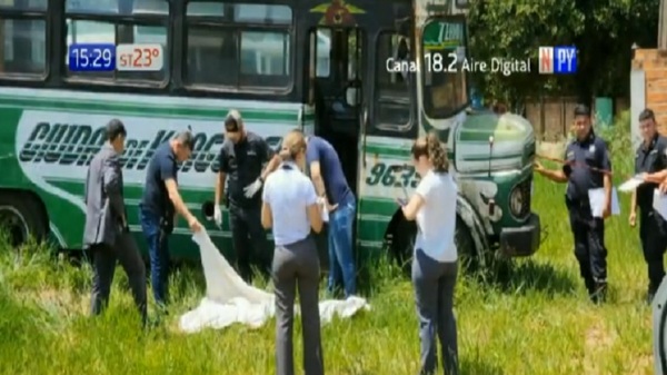 Mujer es hallada muerta en un baldío, habría sido golpeada y abusada - Noticias Paraguay