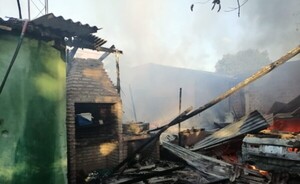 Pdte Franco: Fuego consumió casi toda la vivienda de una familia
