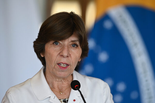 Ministra francesa busca inversiones en el corazón económico de Brasil - MarketData