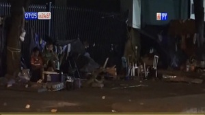 INDI promete reubicar a nativos apostados frente a la institución - Noticias Paraguay
