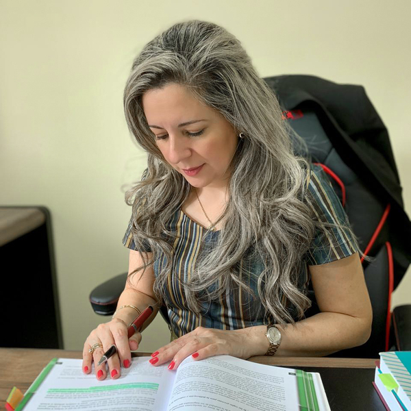 Imputan a abogada que habría vendido una propiedad inexistente a un productor agrícola