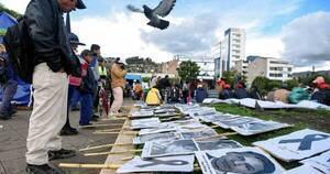 La Nación / Perú: manifestación en memoria de 18 fallecidos termina con heridos