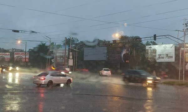 Calor y lluvias para este viernes