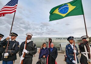 Lula llegó a EEUU para dialogar con Biden - .::Agencia IP::.