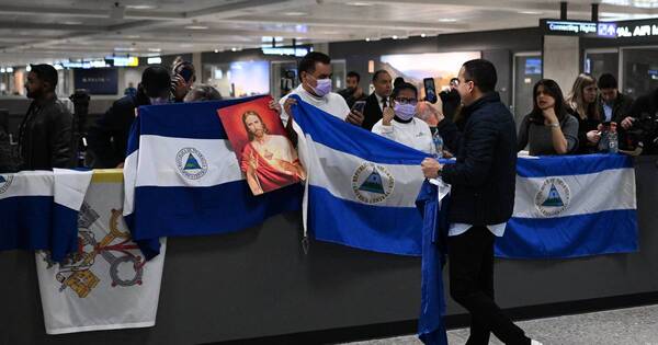 La Nación / Sorpresivo anuncio: Nicaragua expulsa a EEUU a 222 opositores presos