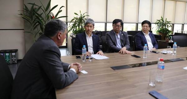 ITAIPU respaldará proyecto de movilidad eléctrica y fabricación de autopartes
