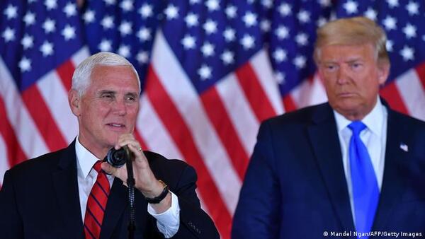 EE. UU.: fiscal que investiga a Donald Trump cita a Mike Pence