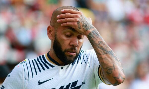 Versión de Dani Alves cae tras pruebas de ADN
