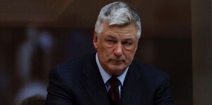 Diario HOY | Familia de la víctima demanda a Alec Baldwin por tiroteo en rodaje de "Rust"