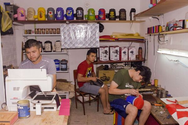 Reinserción: Un interno creó su propia marca en la cárcel - Judiciales.net