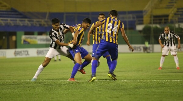 El puntero del campeonato recibe al Kure Luque en Tuyucuá