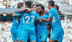 Versus / Guardiola seguirá leal al Manchester City pese a las acusaciones financieras