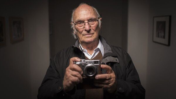 Gran figura del cine español, Carlos Saura falleció a los 91 años
