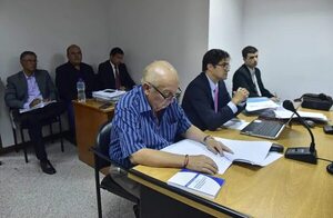Tribunal de Sentencia rechaza incidentes en juicio a exministro Bajac - Nacionales - ABC Color