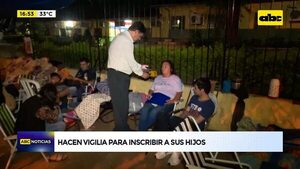 Padres hacen vigilia para inscribir a sus hijos - ABC Noticias - ABC Color