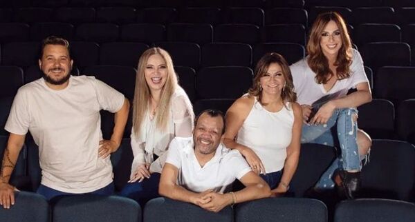 Diario HOY | "Los Verdaderos": Exintegrantes de Telecomio se reúnen por primera vez en teatro