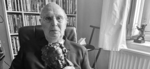 Murió Carlos Saura, a un día de los Premios Goya - trece