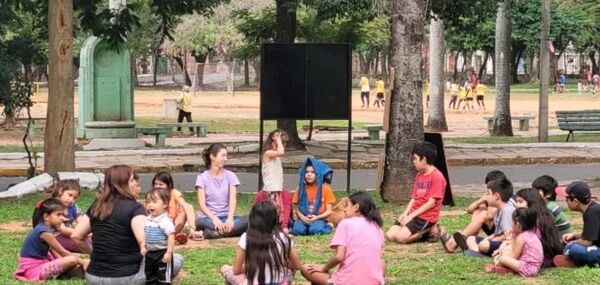 Diario HOY | Las Galoperas, juegos y "atardecer mágico" en una nueva edición de Arte al Parque