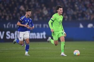Schalke y Wolfsburgo dejan pasar otra oportunidad - Fútbol Internacional - ABC Color
