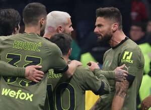 1-0. Giroud impulsa al Milan antes de la ‘Champions’ - Fútbol Internacional - ABC Color