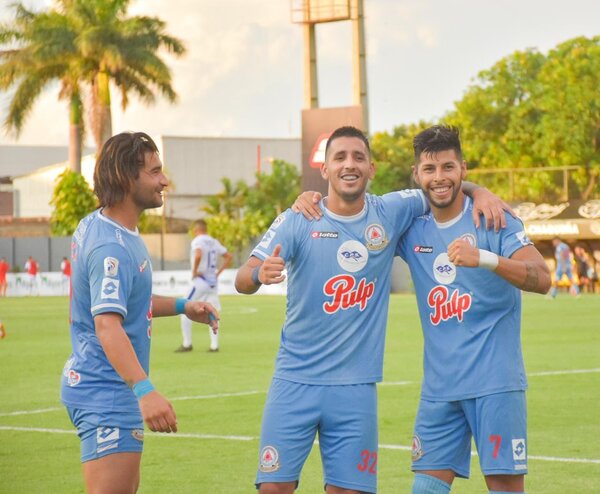 Resistencia corta la racha de Ameliano con claro 3-0 - La Tribuna