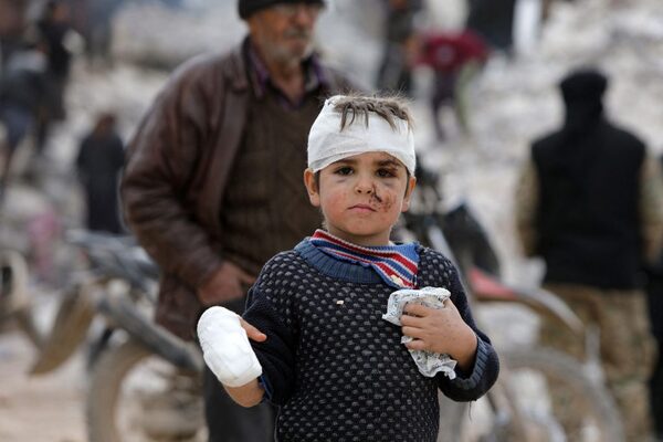 Diario HOY | Sacan a niño de seis años de escombros cinco días después del sismo en Siria