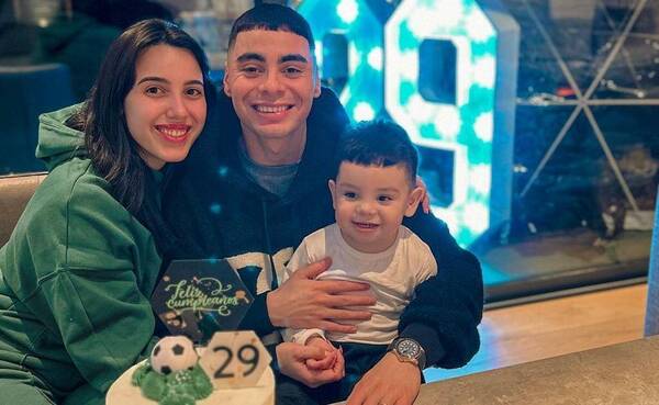 [GALERÍA] Las fotos del festejo de cumple de Miguel Almirón