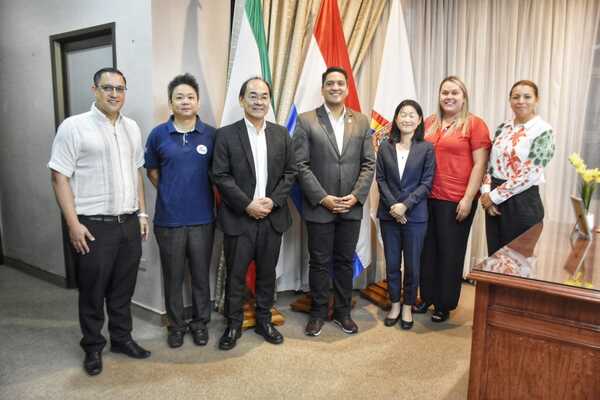DIRECTIVOS DE LA JICA PRESENTARON PROYECTO DE ASOCIATIVIDAD AL GOBERNADOR DE ITAPÚA - Itapúa Noticias