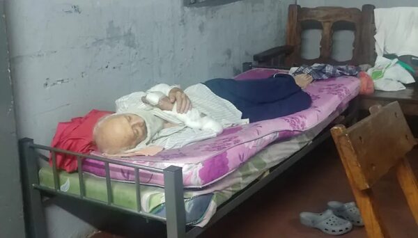 Feminicida de 87 años no tiene sitio a dónde ir y nadie quiere hacerse cargo de él - Policiales - ABC Color