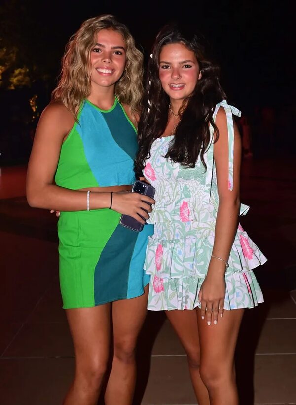 Flashes de la movida nocturna - Sociales - ABC Color