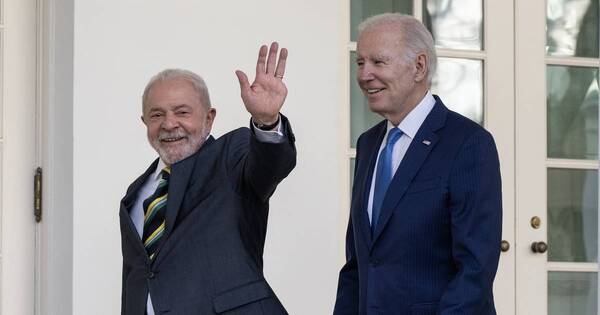 La Nación / Biden y Lula se comprometieron a defender la democracia