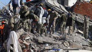 Los muertos en Turquía por los terremotos ascienden a casi 21.000