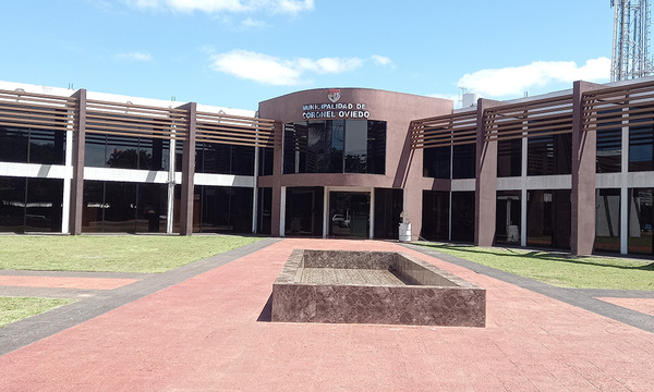 Municipalidad de Coronel Oviedo iniciará auditoría y sumario a funcionarios de la Dirección de Catastro - OviedoPress